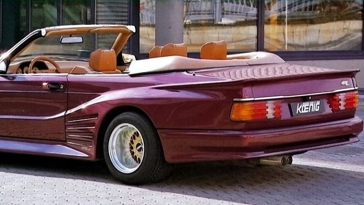 Roadster mit Flügelwerk: Mit solchen Anbauteilen vom Mercedes-Tuner Koenig waren sich SL-Fahrer ungeteilter Aufmerksamkeit gewiss.