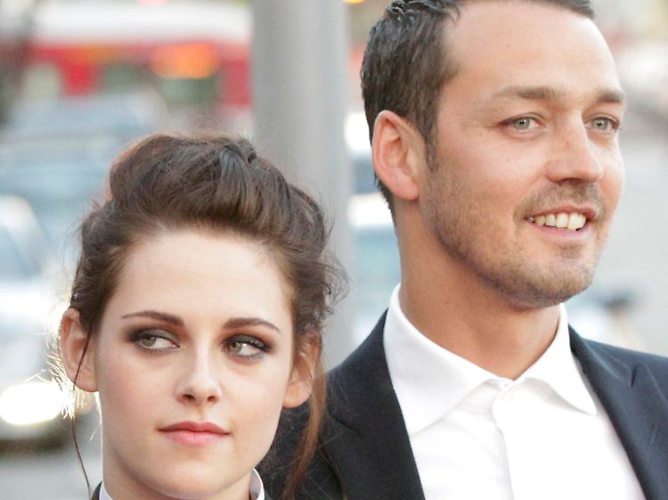 Stewart mit Regisseur Sanders.