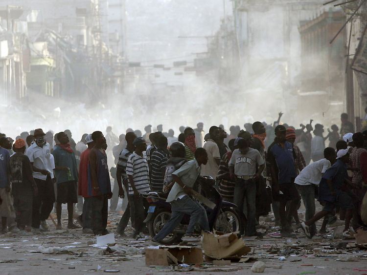 Plünderungen sind für viele Haitianer der einzige Weg, an Lebensmittel zu kommen.