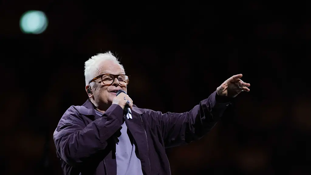 Herbert-Groenemeyer-setzt-die-Konzertreihe-mittendrin-akustisch-fort