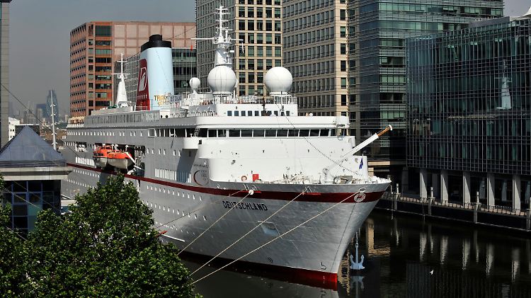 Derzeit liegt die "MS Deutschland" in London vor Anker - als offizielles Gästeschiff des Deutschen Olympischen Sportbunds (DOSB).