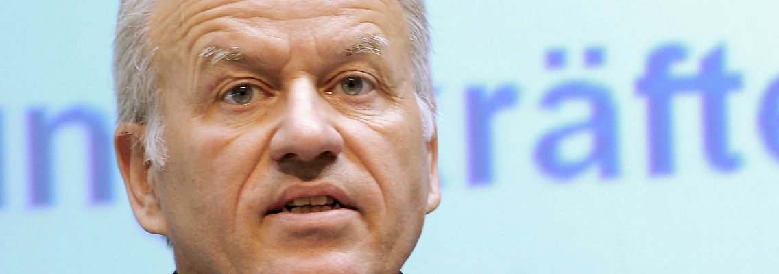 Seeger nennt seinen Rauswurf "unehrenhaft".