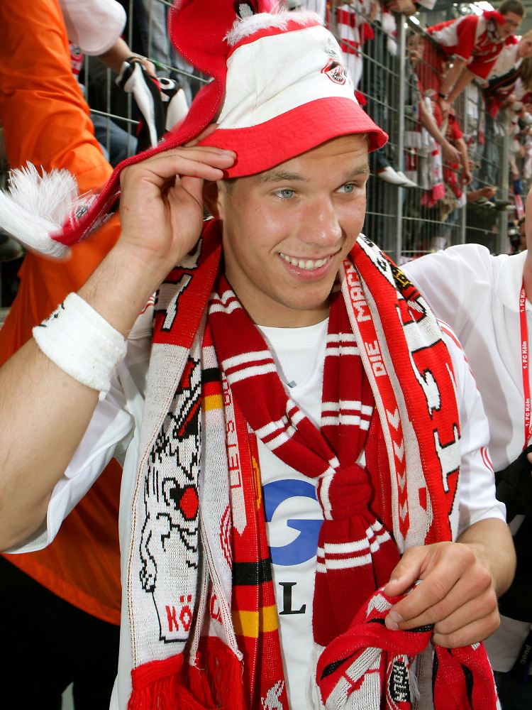 So ausgelassen hat man Podolski schon lange nicht mehr gesehen.