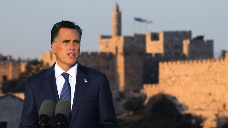 Mitt Romney vor der Altstadt Jerusalems.