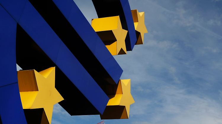 Was darf die EZB? Und: Führt Draghi die Zentralbank in die "unbegrenzte Staatsfinanzierung"?