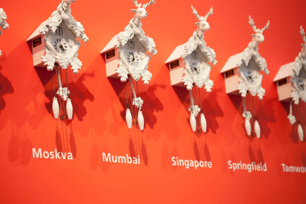 Hersteller-aus-der-Touristenregion-liefern-die-Uhren-in-vielen-Varianten-in-die-ganze-Welt