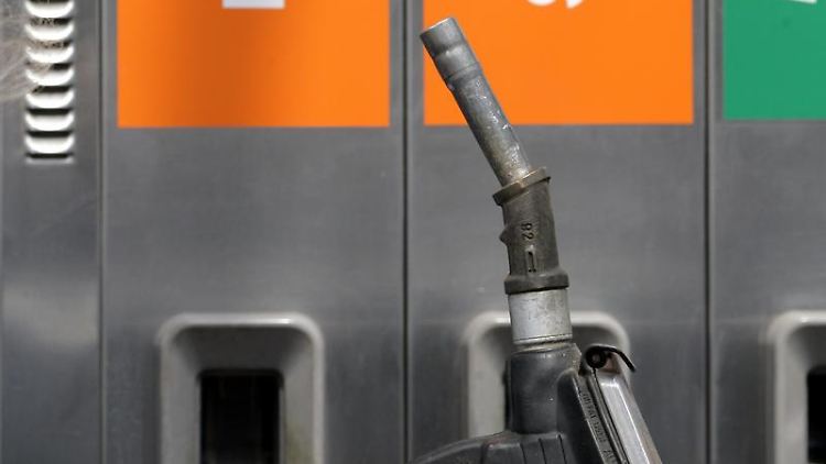 Zu teuer? Der ADAC hält die derzeitigen Preise für Benzin und Diesel für überzogen. 