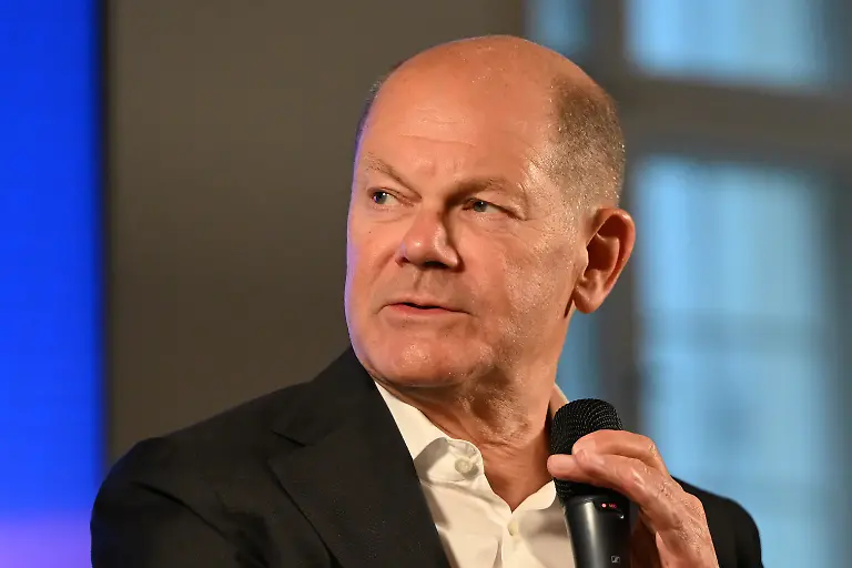 Und-Deutschland-in-der-Aussenpolitik-wieder-eine-staerkere-Stimme-geben-was-sein-Vorgaenger-Olaf-Scholz-aus-Sicht-von-Merz-straeflich-vernachlaessigte