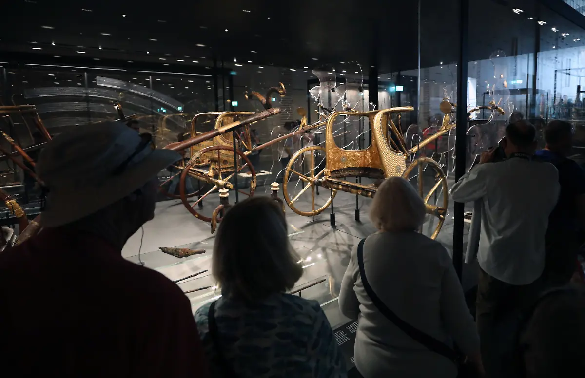 79bb4e17e031f952bfdf52e73749747e