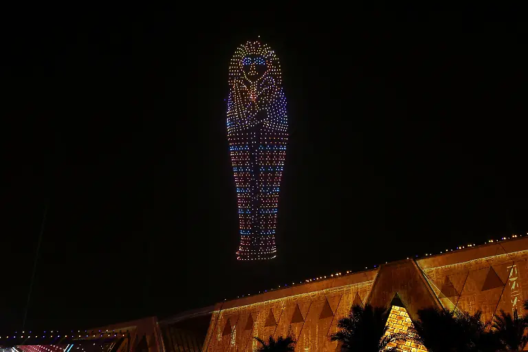 2025-11-01T193844Z-980686064-RC2UNHAVELB4-RTRMADP-3-EGYPT-ARCHAEOLOGY-GEM-OPENING