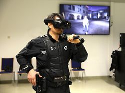"Fühlt sich echt an": Polizei trainiert virtuell für den Ernstfall