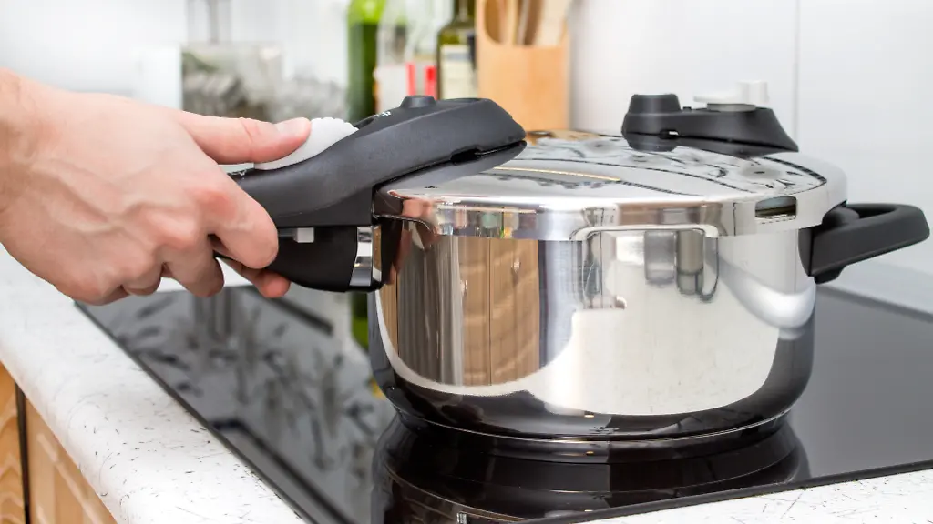 epi-1005228612-IMAGO-93496061-High-pressure-alumin