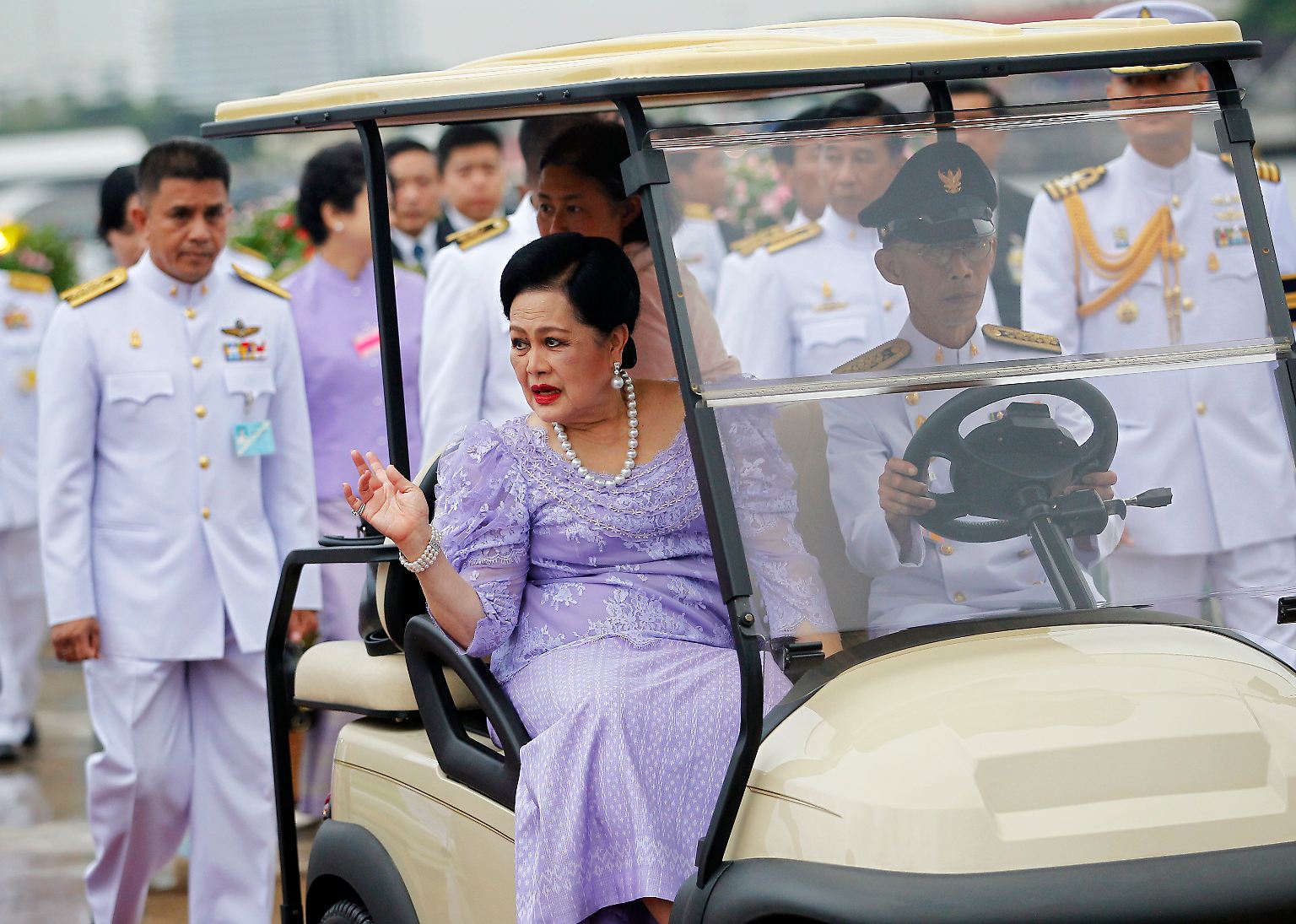 Sie gilt als "Wohltäterin der Nation": Thailands Königin Sirikit vollendet ihr 80. Lebensjahr. Seit Jahrzehnten ist sie die wichtigste Frau des südostasiatischen Landes.