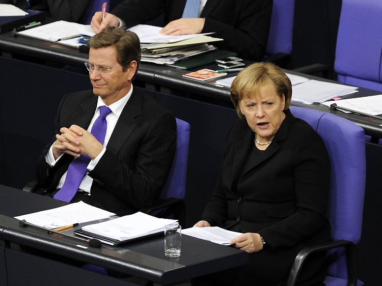 Angriffslustig gab sich die Kanzlerin. Ihre Rede wird ihrem Vizekanzler Westerwelle gut gefallen haben.