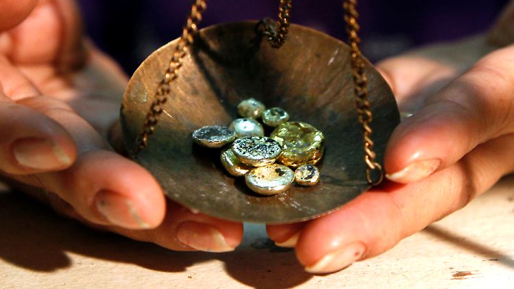 Gold gilt als wertstabil in Krisenzeiten, bei der Anlage ist aber einiges zu beachten.