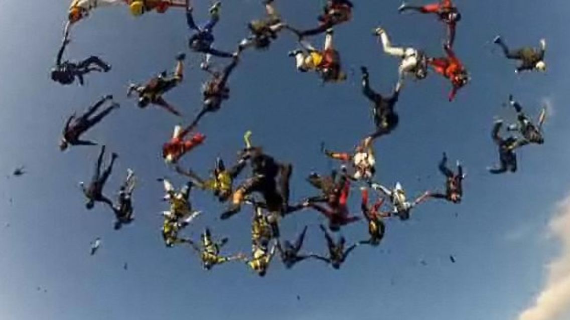 skydiver.JPG