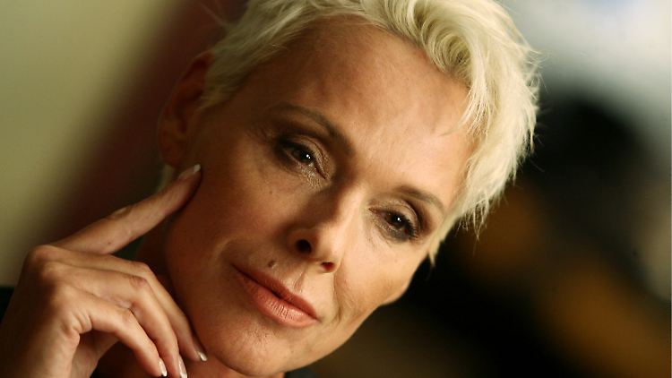 Kommt sie nicht vom Alkohol los? Brigitte Nielsen.