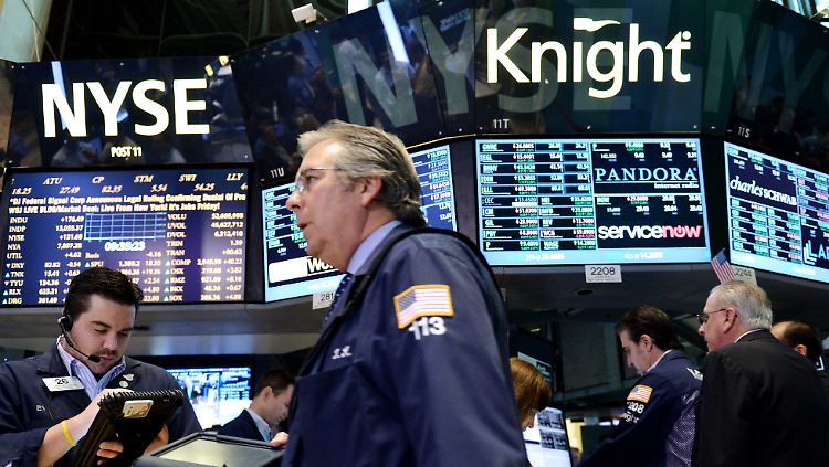 Knight gerettet, Nyse klettert.