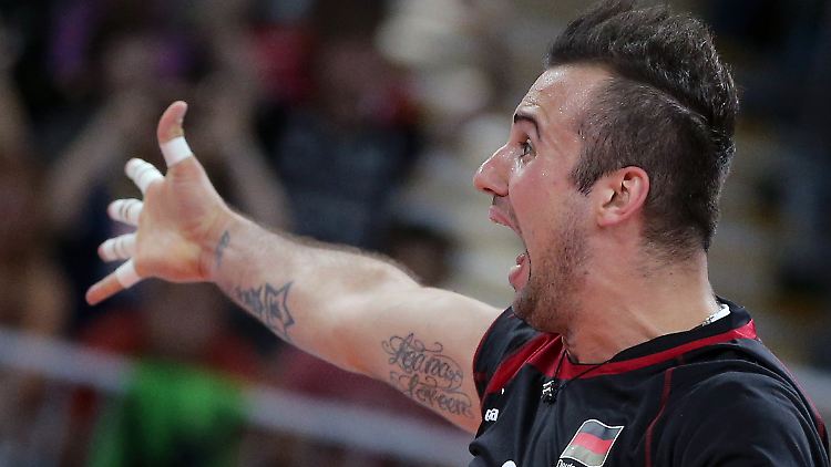Geschafft: Georg Grozer und die deutschen Volleyballer stehen im olympischen Viertelfinale.