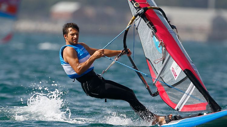 Toni Wilhelm surfte im letzten Rennen noch an der sicher geglaubten Medaille vorbei, ein Linksdreher hatte fatale Folgen.