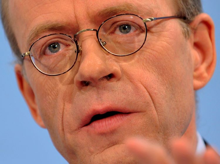 Für einfache Lösungen sei die Situation zu komplex und die Lösung der Krise zu wichtig: Nikolaus von Bomhard.