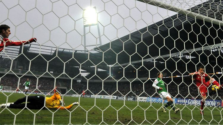 Das 2:1 von Ivica Olica drehte die Partie in Bremen.