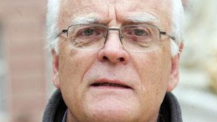 Dr. Johannes Michael Nebe baute seit 1997 an der Uni Trier einen Afrika-Schwerpunkt aus und initiierte eine Partnerschaft zwischen der Uni und UN-Habitat, Nairobi. Seit 2011 ist er Lehrbeauftragter für Entwicklungspolitik und -zusammenarbeit.