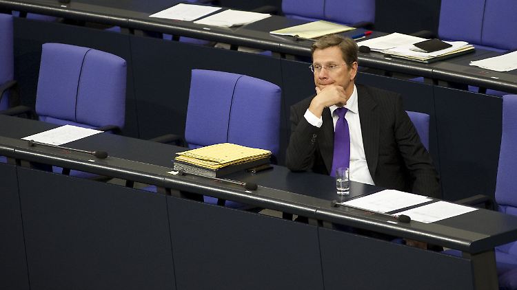Außenminister Westerwelle wird Deutschland bei der Afghanistan-Konferenz in London allein vertreten.