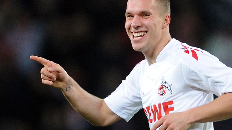 Neuer Klub, neue Ziele, aber den Eff-Zeh immer im Herzen: Lukas Podolski.