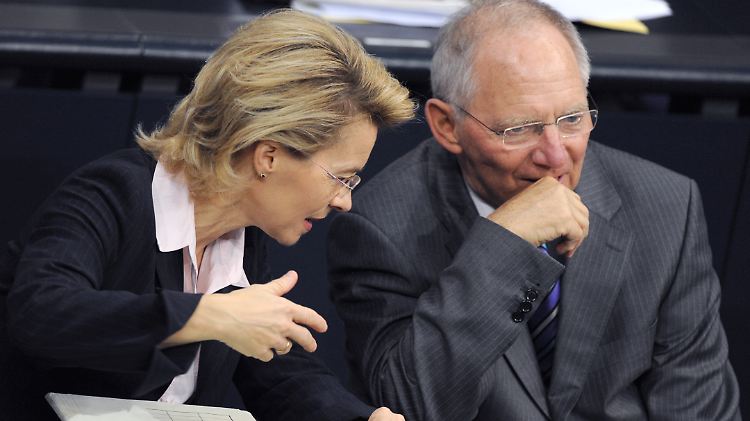 Von der Leyen hofft auf Schäubles Unterstützung.