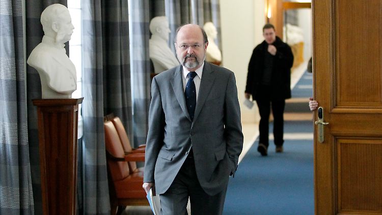 Belgien Notenbankchef Luc Coene 