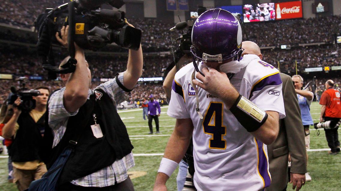 Quarterback-Routinier Brett Favre konnte die Enttäuschung nach dem Halbfinalaus nicht verbergen.