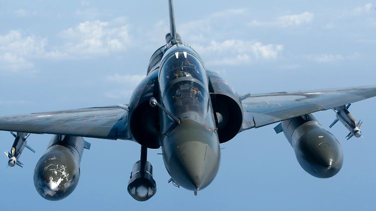 Ein Kampfflugzeug der Nato im Einsatz in Libyen.
