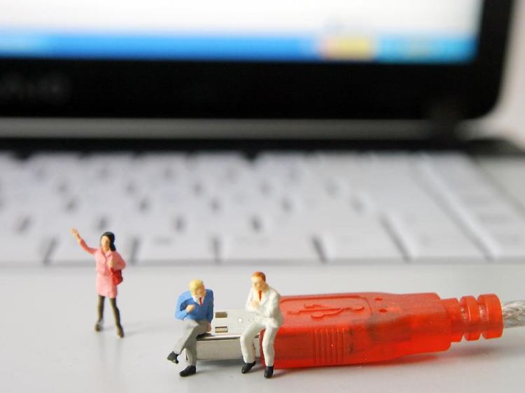Highspeed-Internet lohnt sich laut Teltarif vor allem für Video- und Filmfreunde sowie für Familien und Wohngemeinschaften.