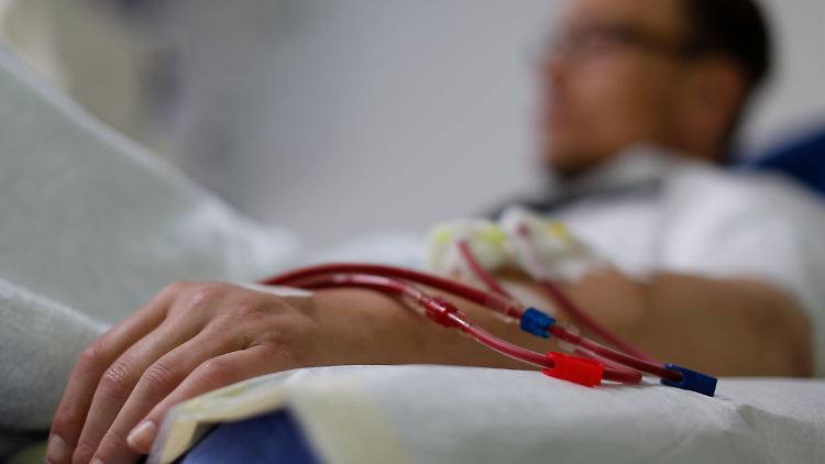 Im Dialysezentrum Kiel warten die Menschen auf ein Spenderorgan.