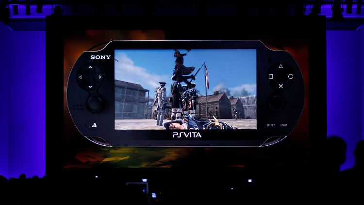 Die PS Vita war mit wenigen Spielen gestartet. Ein "Cross-Buy-Feature" sieht vor, dass Games, die für die PS 3 heruntergeladen wurden, auch auf der Vita gespielt werden können.