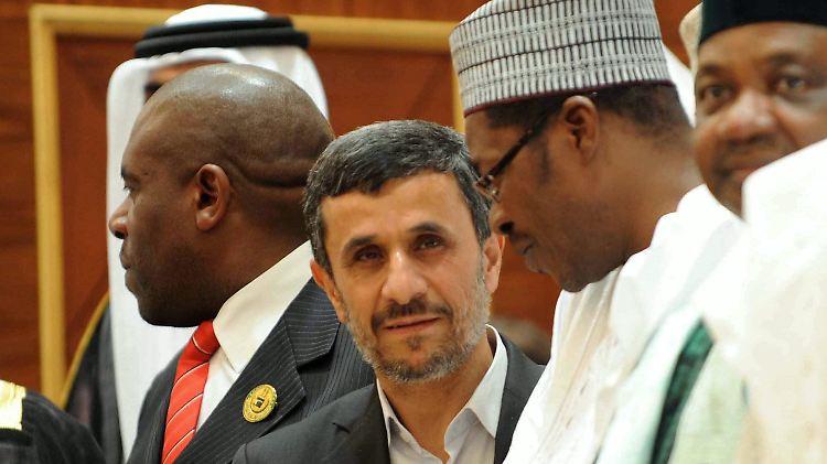 Überstimmt: Mahmud Ahmadinedschad konnte offenbar nur Algerien überzeugen.
