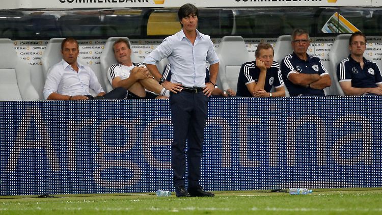 Löw musste einsehen: "Der Spielverlauf war einfach gegen uns."