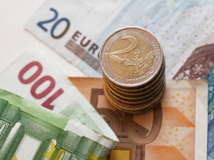 Wirtschafts- und Finanzkrise? Inflation? Schwächelnde Konjunktur? Der deutsche Verbraucher fühlt sich davon derzeit offensichtlich nicht besonders betroffen.