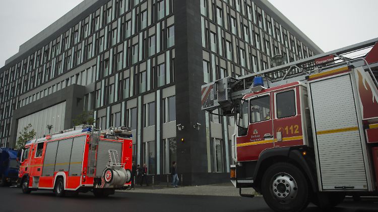 Altmaiers Vortrag wurde durch Feueralarm unterbrochen. Der Grund war exzessive Deodorantnutzung.