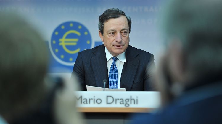 EZB-Chef Mario Draghi lässt sich ungern etwas diktieren. Bis September will er ein eigenes Konzept zur Bankenaufsicht vorlegen.