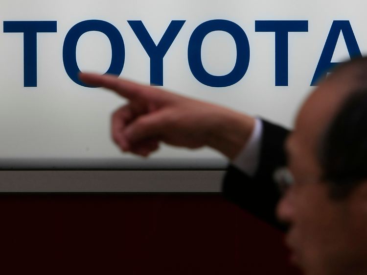 Der Ruf des japanischen Qualitätsmanagements leidet schwer: Das Fußmatten-Problem trifft das Konzern-Image wie ein Schlag ins Genick.