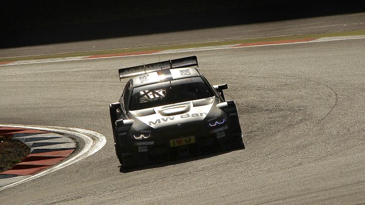 Es ist heiß auf dem Nürburgring: Auf dem Asphalt und im Auto.