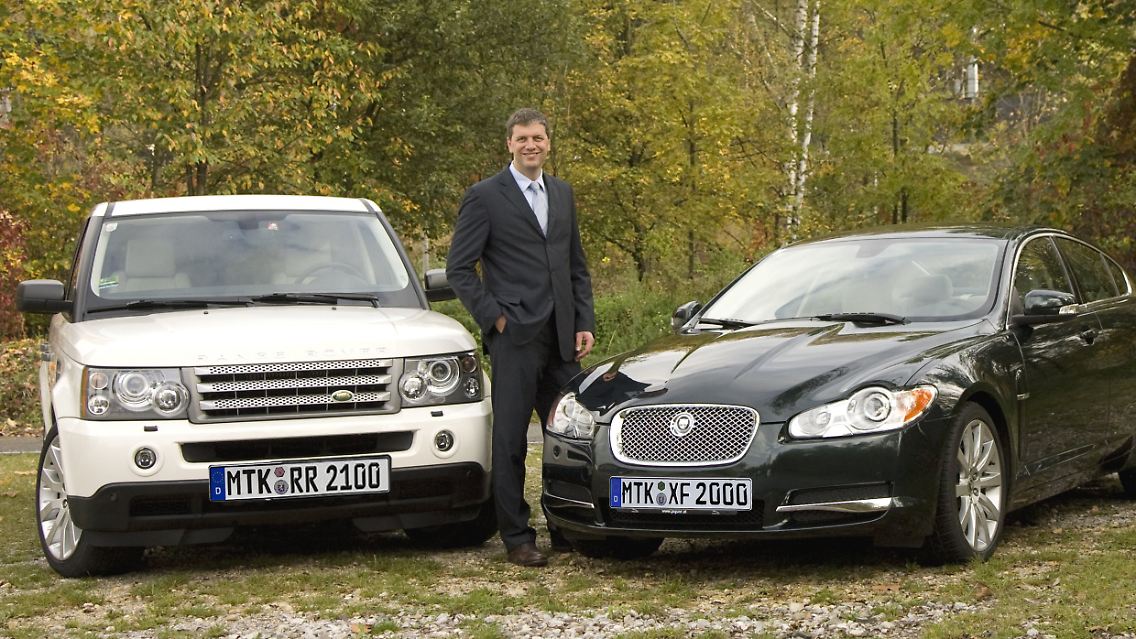 Peter Modelhart, Geschäftsführer von Jaguar Land Rover Deutschland.