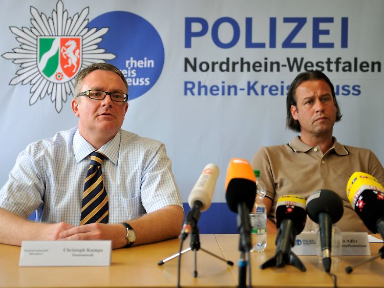 Die Ermittlungen führen Staatsanwalt Christoph Kumpa (l.) und der Leiter der Mordkommission, Guido Adler.