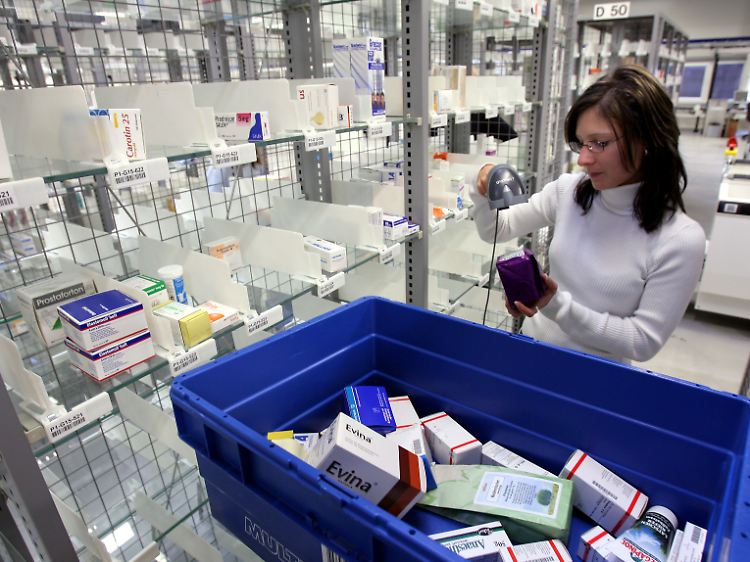 Für die mehr als 30 Millionen chronisch Kranken in Deutschland sind die Preisvorteile bei Online-Apotheken ein Segen.