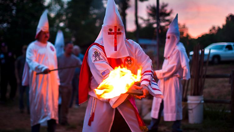 Mitglieder einer lokalen "Ku-Klux-Klan"-Sekte im US-Bundesstaat Virginia (Archivbild).
