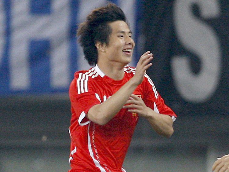 Tor für China: Hao Junmin beim Spiel gegen Deutschland Ende Mai 2009.