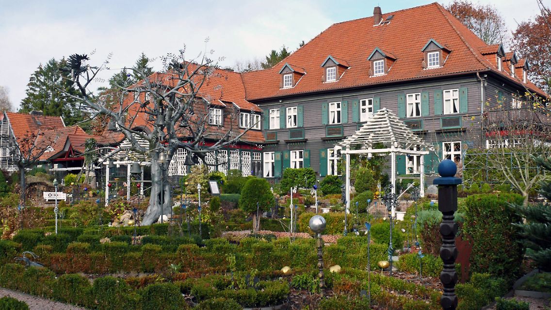 Das Heidekastell Iserhatsche in Bispingen ist für Besucher der Lüneburger Heide auch im Winter ein Ausflugsziel.