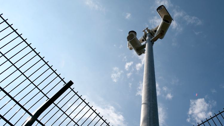 Die Einrichtung soll nicht wirken wie ein Gefängnis, wird aber aufwändig videoüberwacht.